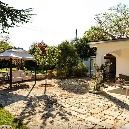 Trulli Delle Acacie * 파사노